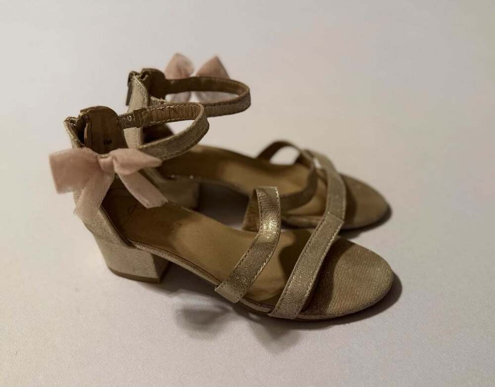 Jellypop Girls size 1 Gold Heeled Sandals Side Bow